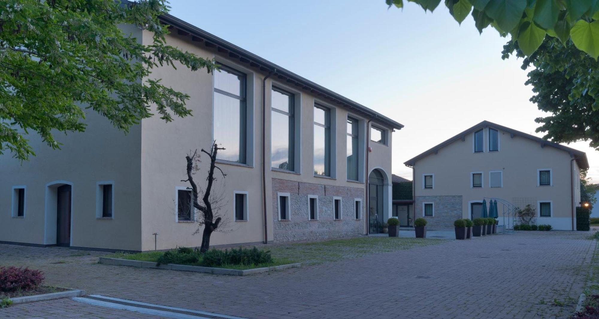 Locanda Sant'Ambrogio Rivalta  Exterior foto
