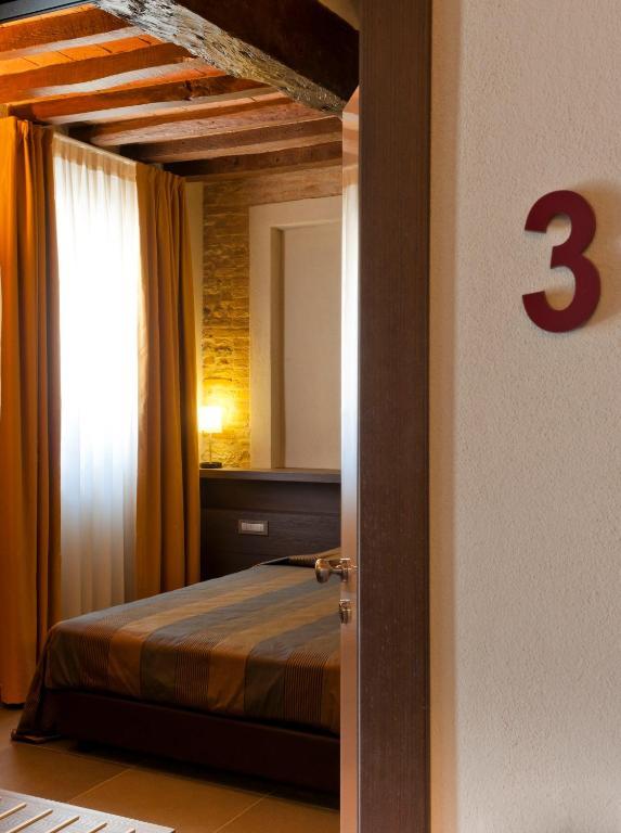 Locanda Sant'Ambrogio Rivalta  Habitación foto
