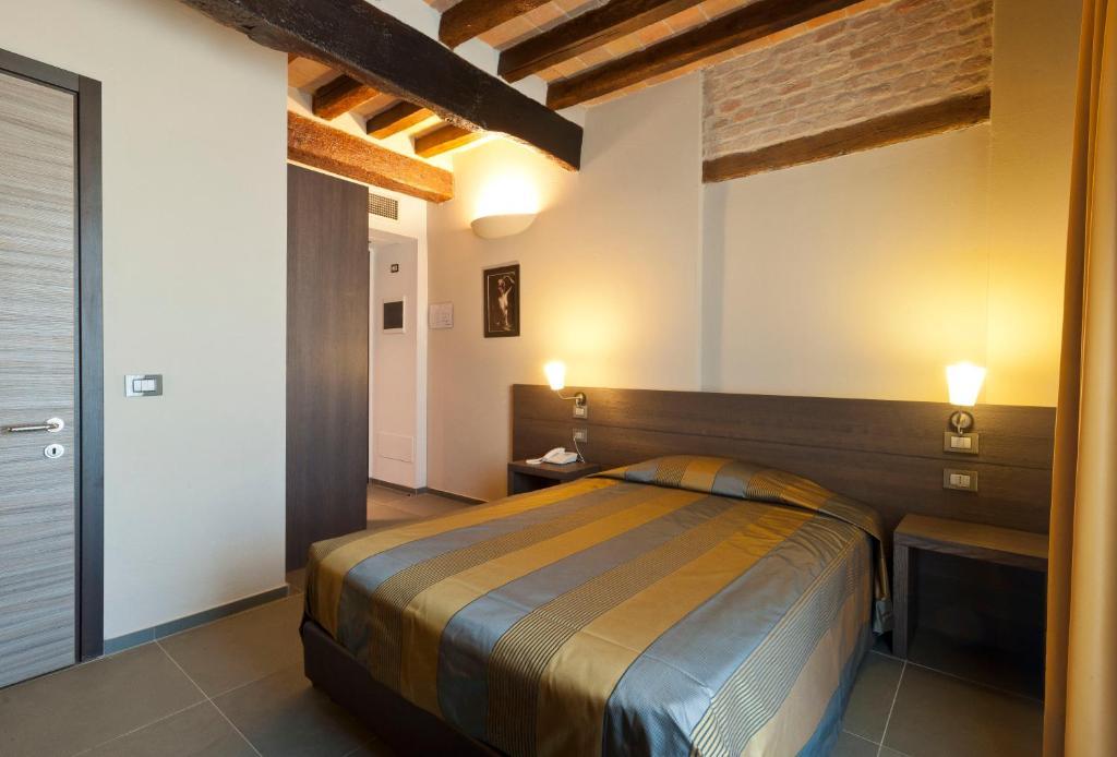 Locanda Sant'Ambrogio Rivalta  Habitación foto